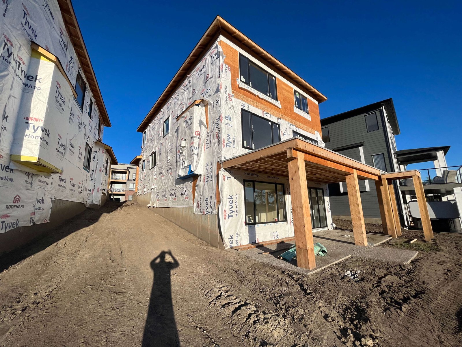 Full exterior package — photo 1