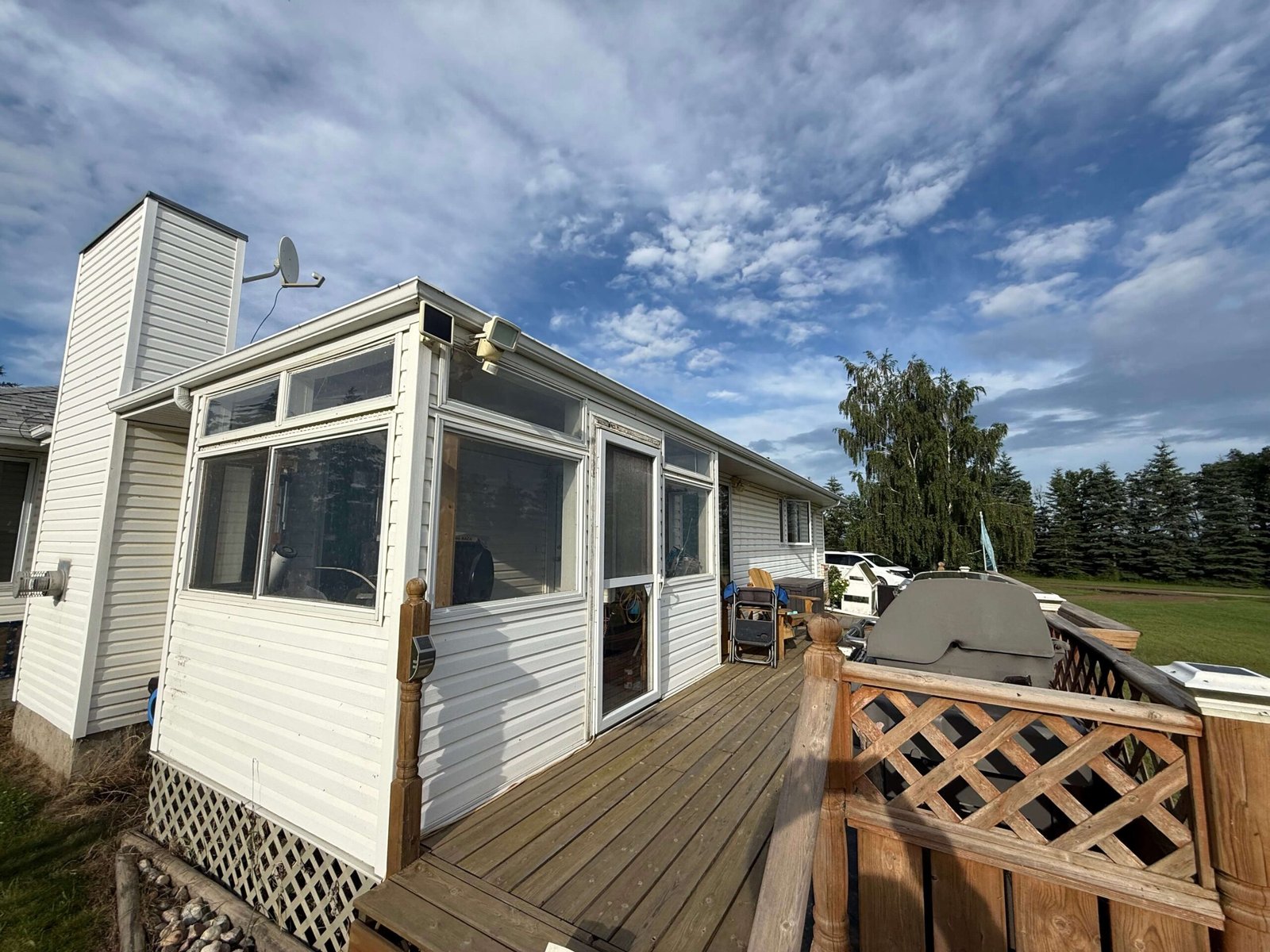 Full exterior package — photo 1